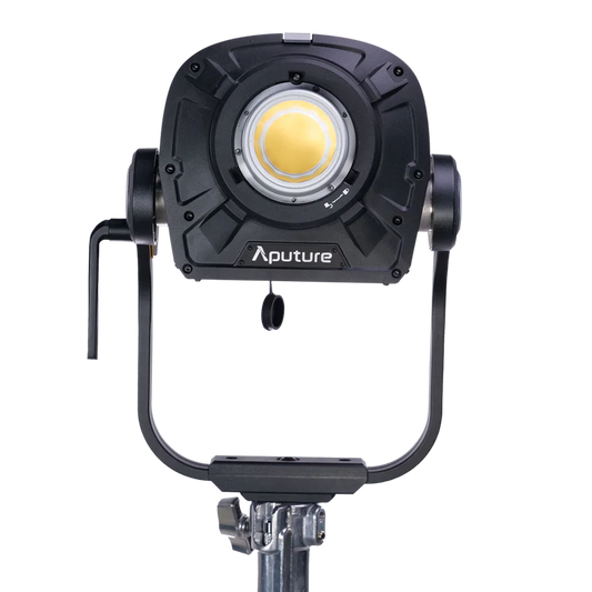 Aputure 1200d Pro